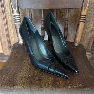Stuart Weitzman Black Heels Elegant Leather Pumps